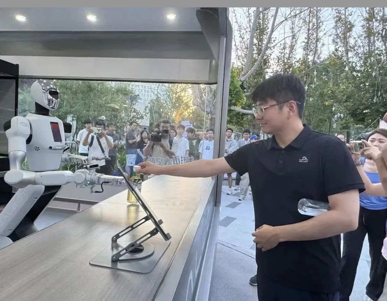 微信图片_2025-10-24_092655_599.jpg